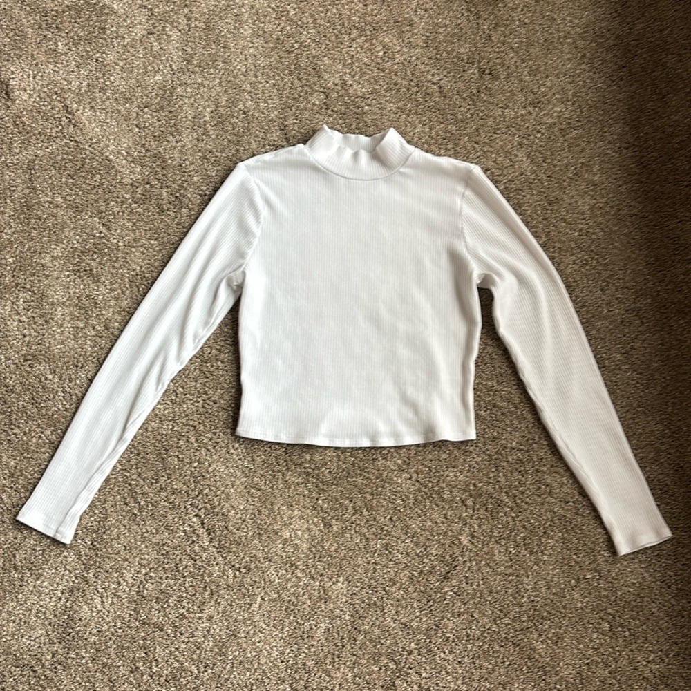 White mock neck crop top